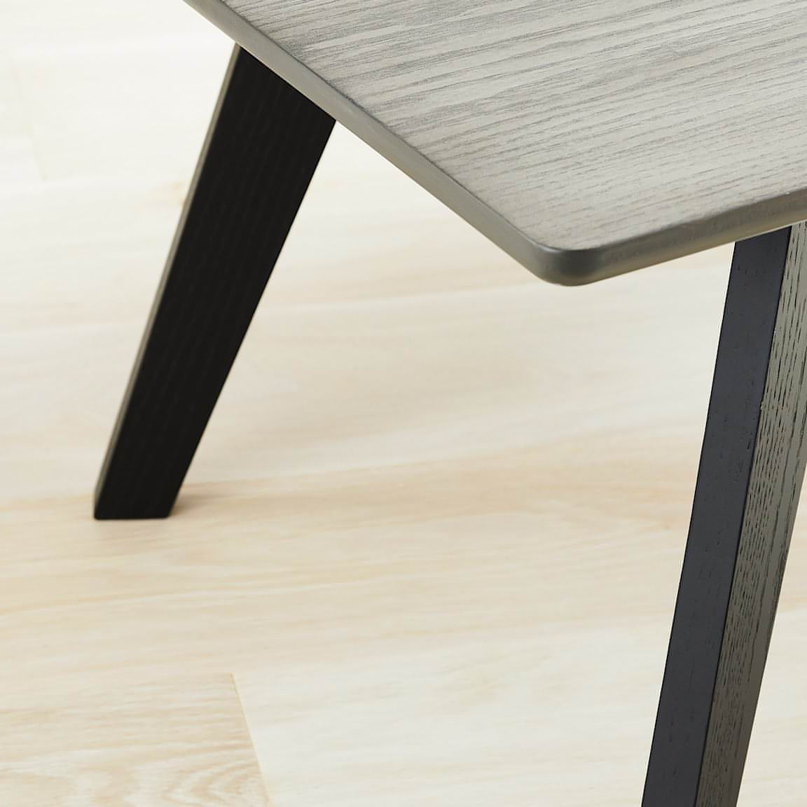 Rabbet Home 1003-20 Cocktail Table Grey Oak Top Ebonized Oak Legs Closeup